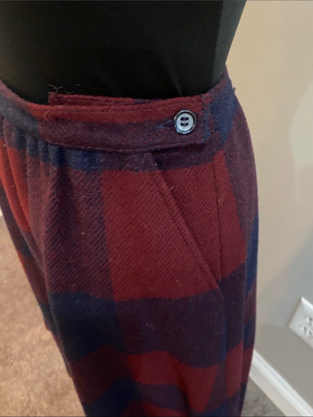 Pendleton Maroon and Navy Plaid A-Line Skirt Wool VGUC VTG 16 - Picture 4 of 13